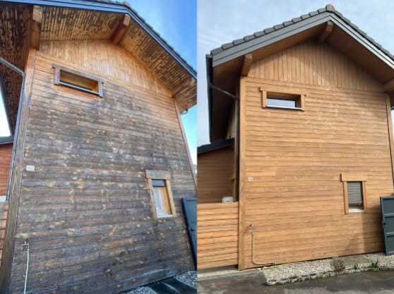 Façade en bois avant et après nettoyage: sale et foncée à gauche, propre et bois naturel brillant à droite. Rénovation maison.