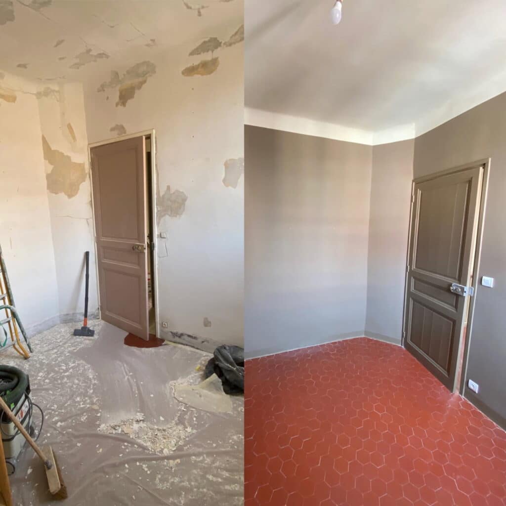 Avant/après rénovation d'une pièce: murs dégradés, sol sale (avant) vs murs taupe, plafond blanc, carrelage hexagonal terre cuite (après).